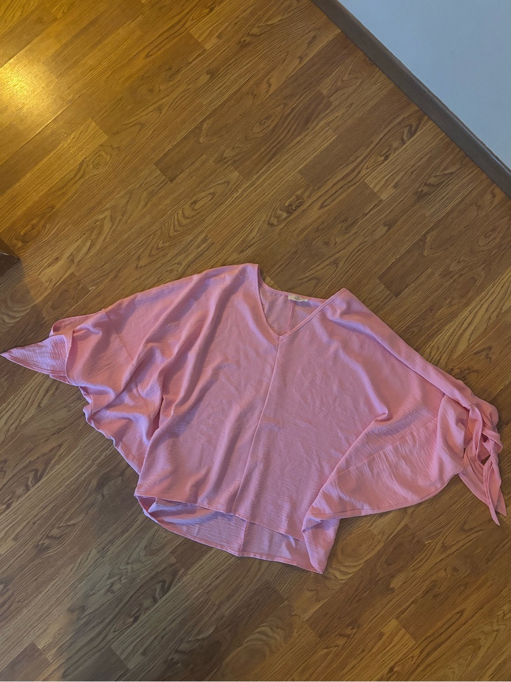 entro Pink V-Neck Batwing Tie-Sleeve Tunic